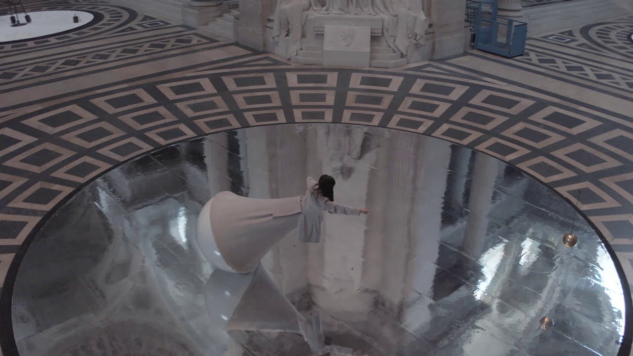 monumentos em movimento. Yoann Bourgeois